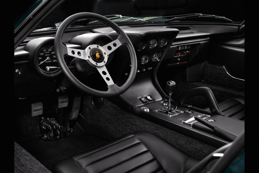 Интерьер Lamborghini Miura P400 S Millechiodi (4302) 1968 года  (фото 6 из 10)